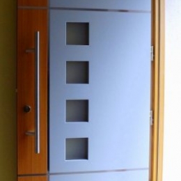 vhodna vrata ral macesen