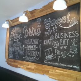 hrastov relief okoli table