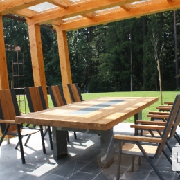 miza s stoli Live in